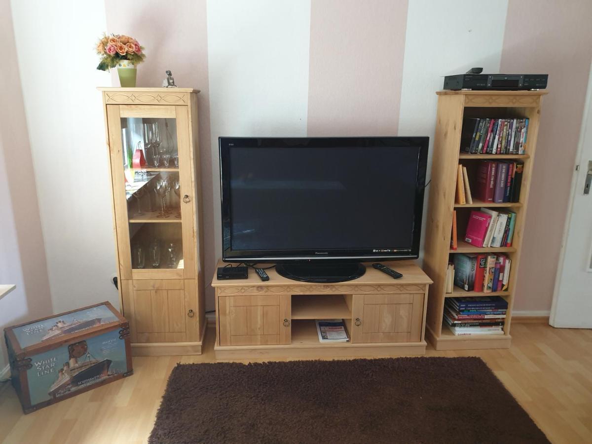 Piacere Emden Apartment Bagian luar foto